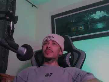 indiandesiguys2023 – webcam model profile photo Image 2