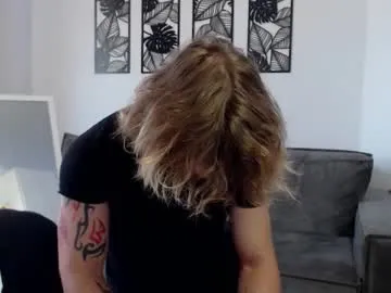 beaute_fatale – webcam model profile photo Image 5