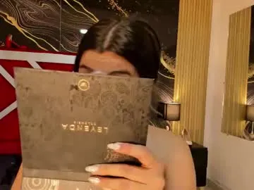 beaute_fatale – webcam model profile photo Image 10