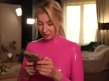 tvycas7 – webcam model profile photo Image 7