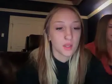 EmiliaWalker – webcam model profile photo Image 14