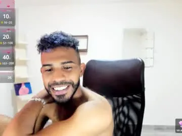 ManuRouse – webcam model profile photo Image 2