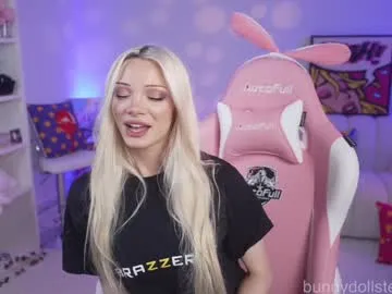 indiandesiguys2023 – webcam model profile photo Image 5