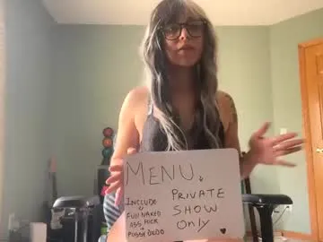 nahirr – webcam model profile photo Image 3