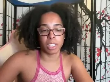 lolaa_darling – webcam model profile photo Image 3