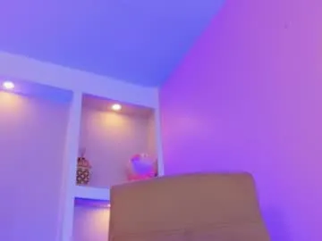 nahirr – webcam model profile photo Image 16