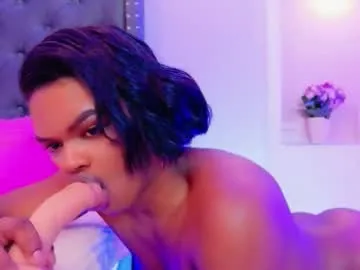 nahirr – webcam model profile photo Image 17