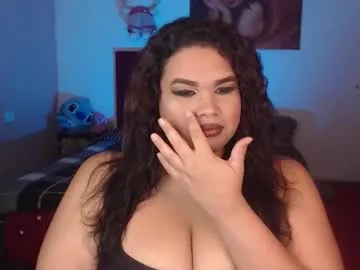 ErikaKis – webcam model profile photo Image 16