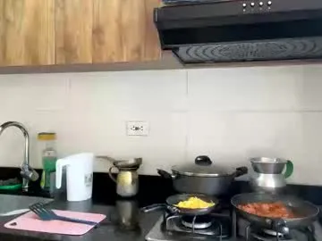 tivneet_kaur – webcam model profile photo Image 7