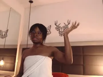 pureelove – webcam model profile photo Image 3