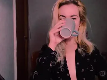 naisharousell – webcam model profile photo Image 15