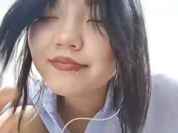 MiaPersy – webcam model profile photo Image 2