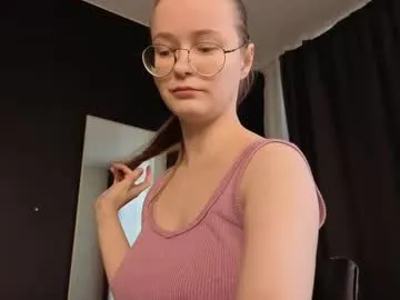 tvycas7 – webcam model profile photo Image 19