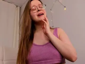 tvycas7 – webcam model profile photo Image 3