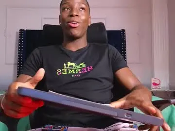 goofyshygirl1 – webcam model profile photo Image 19