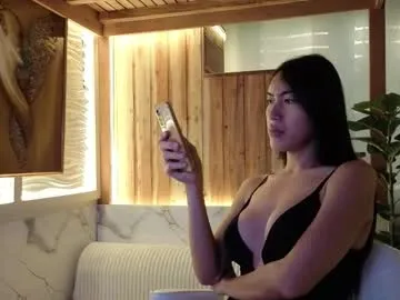 EmiliaWalker – webcam model profile photo Image 8