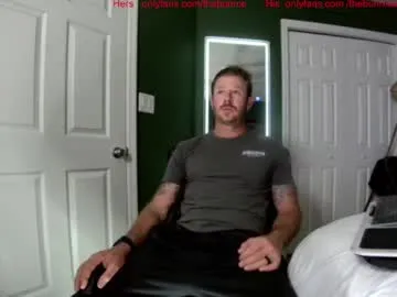 il_undercover – webcam model profile photo Image 16