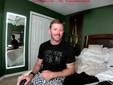 il_undercover – webcam model profile photo Image 9