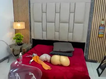 mochasins_ – webcam model profile photo Image 10