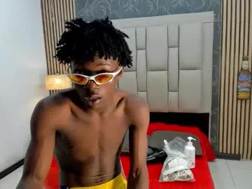 mochasins_ – webcam model profile photo Image 3