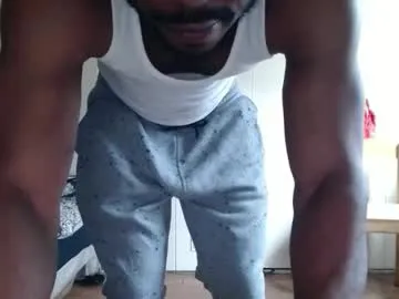 NolanMia – webcam model profile photo Image 3