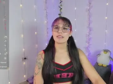 EllieSin – webcam model profile photo Image 8