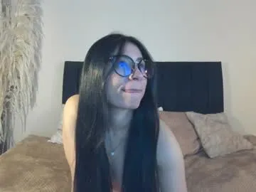 indiandesiguys2023 – webcam model profile photo Image 5