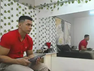 MarianaSaavedra – webcam model profile photo Image 12