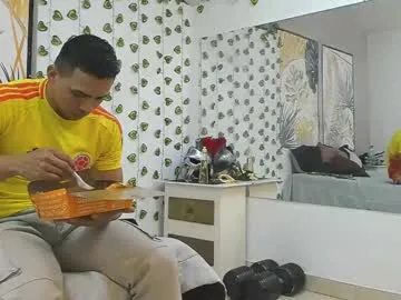 MarianaSaavedra – webcam model profile photo Image 6