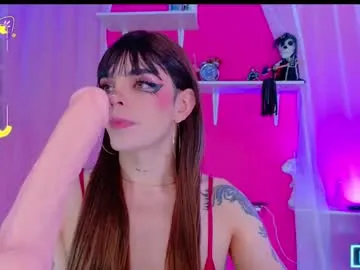 NaiomiLane – webcam model profile photo Image 16