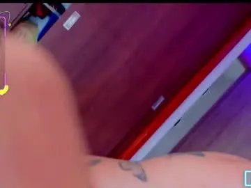 NaiomiLane – webcam model profile photo Image 3