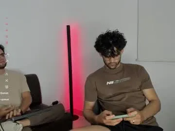 lolaa_darling – webcam model profile photo Image 9