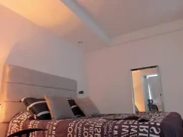 EmiliaWalker – webcam model profile photo Image 2