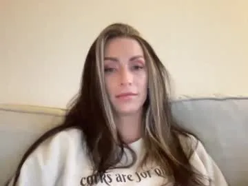 lolaa_darling – webcam model profile photo Image 3