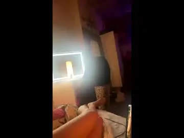 NikolJhones – webcam model profile photo Image 9