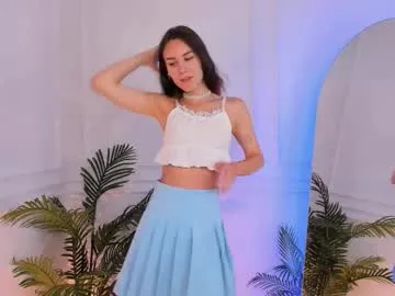 MiaKorz – webcam model profile photo Image 6