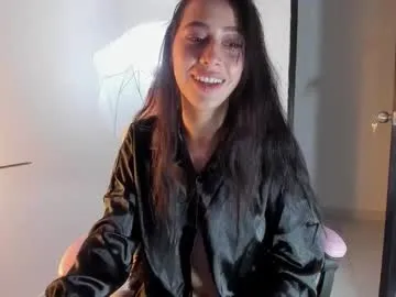 Kendall – webcam model profile photo Image 3