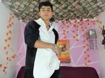 iamsomeone1234 – webcam model profile photo Image 12