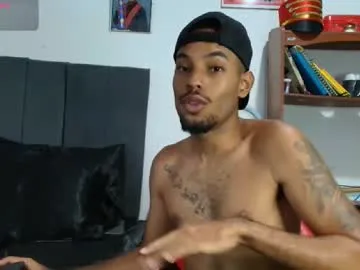 Olivia – webcam model profile photo Image 12