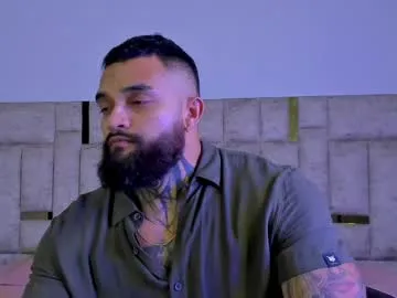 KarinAss – webcam model profile photo Image 7