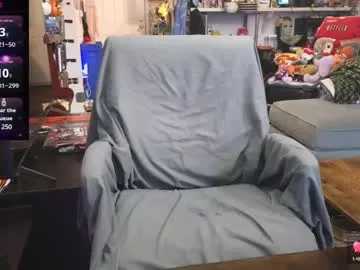 MilaDelays – webcam model profile photo Image 6