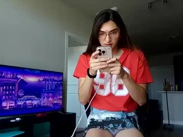 iamsomeone1234 – webcam model profile photo Image 10