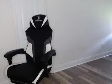 brownboy6999 – webcam model profile photo Image 8