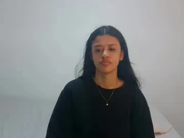 wet_dreamm22 – webcam model profile photo Image 4