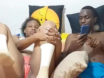 MayaHiper – webcam model profile photo Image 13