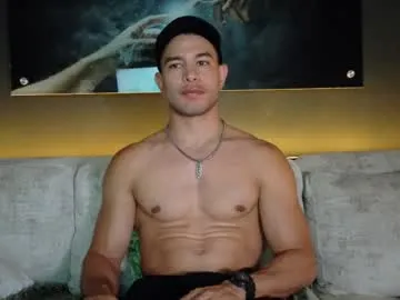 MillieGreco – webcam model profile photo Image 13