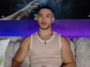 MillieGreco – webcam model profile photo Image 14