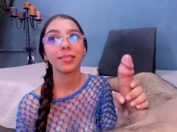 kat_ly_chan – webcam model profile photo Image 5