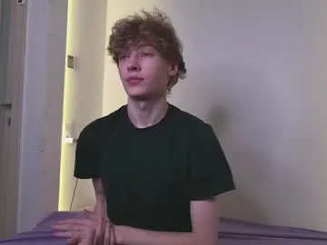 Sandra – webcam model profile photo Image 2