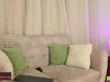 phatassblond – webcam model profile photo Image 18